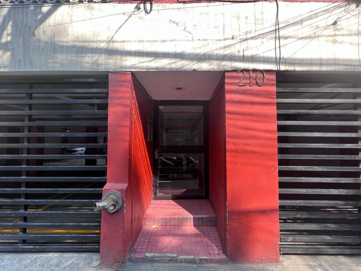 Bedroom With Private Bathroom In Roma Norte In Mexico City Exteriör bild