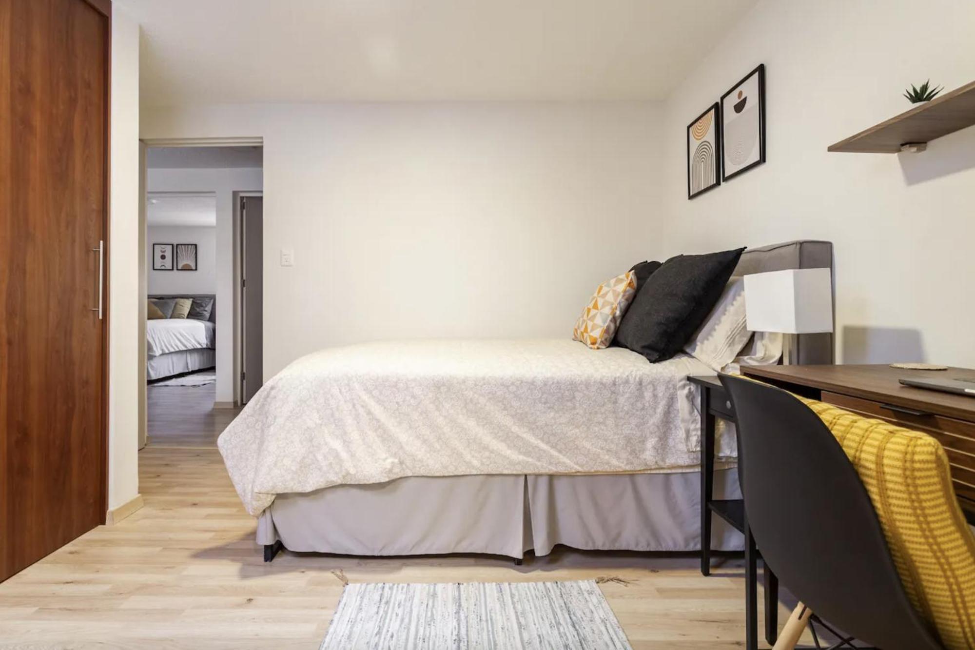 Bedroom With Private Bathroom In Roma Norte In Mexico City Exteriör bild
